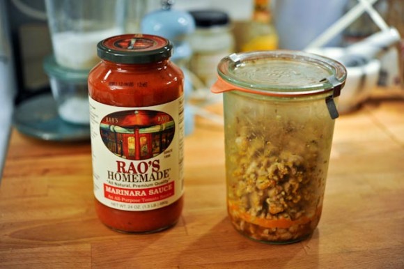 Tomato sauce and ground pork
