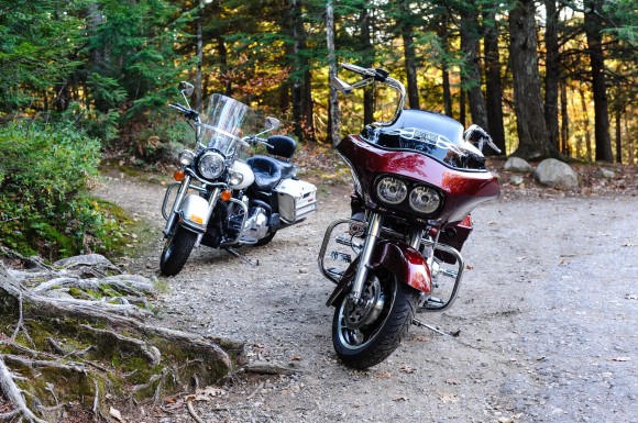 Motorcycles on Cathedral Ledge
