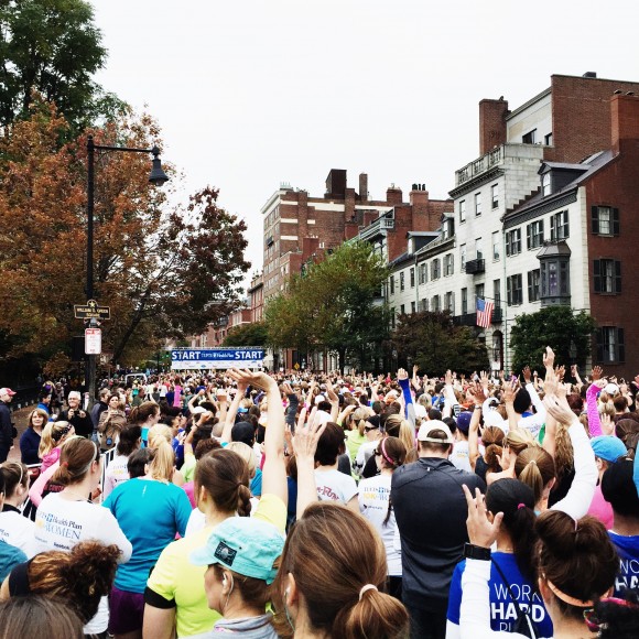 Tufts 10k starting line